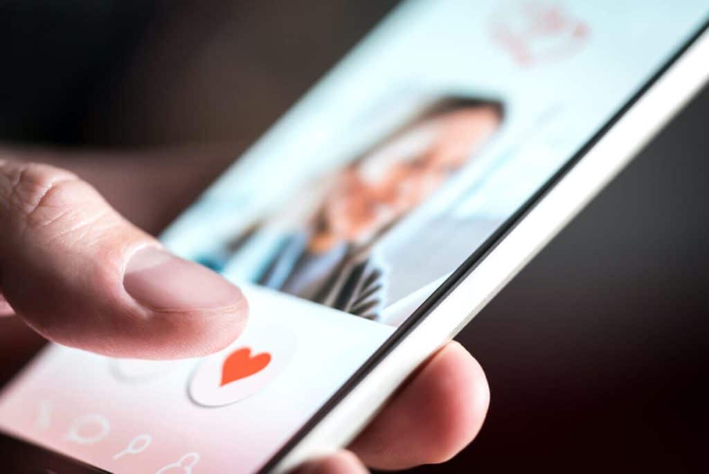 How To Master The Digital Dating Landscape